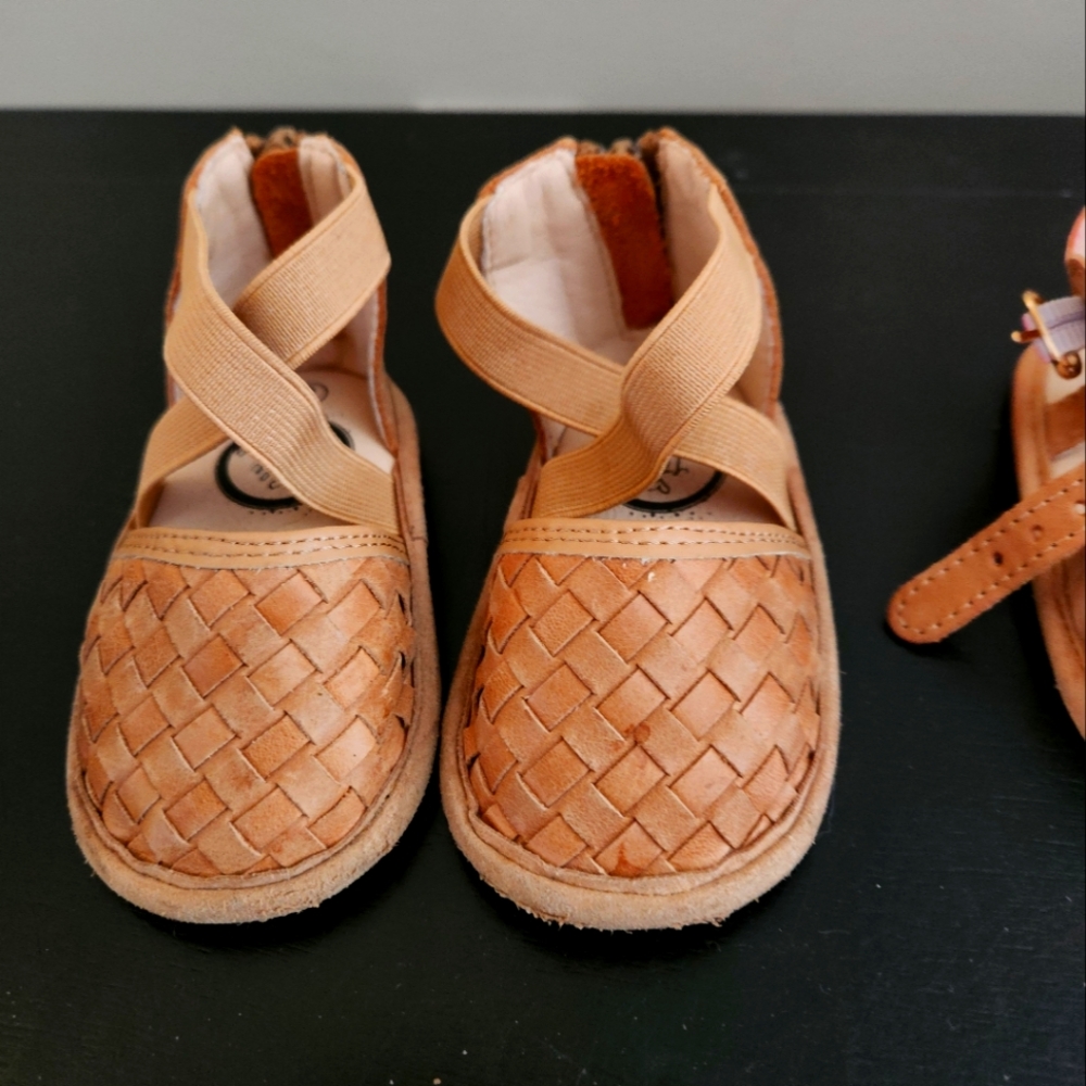 COPY - Little love bug shoe